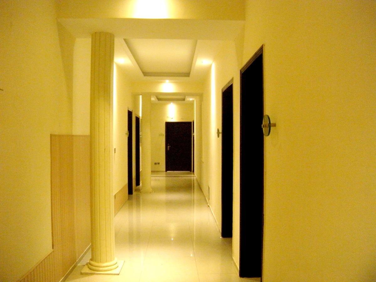 فندق Grand Enclave لاهور المظهر الخارجي الصورة