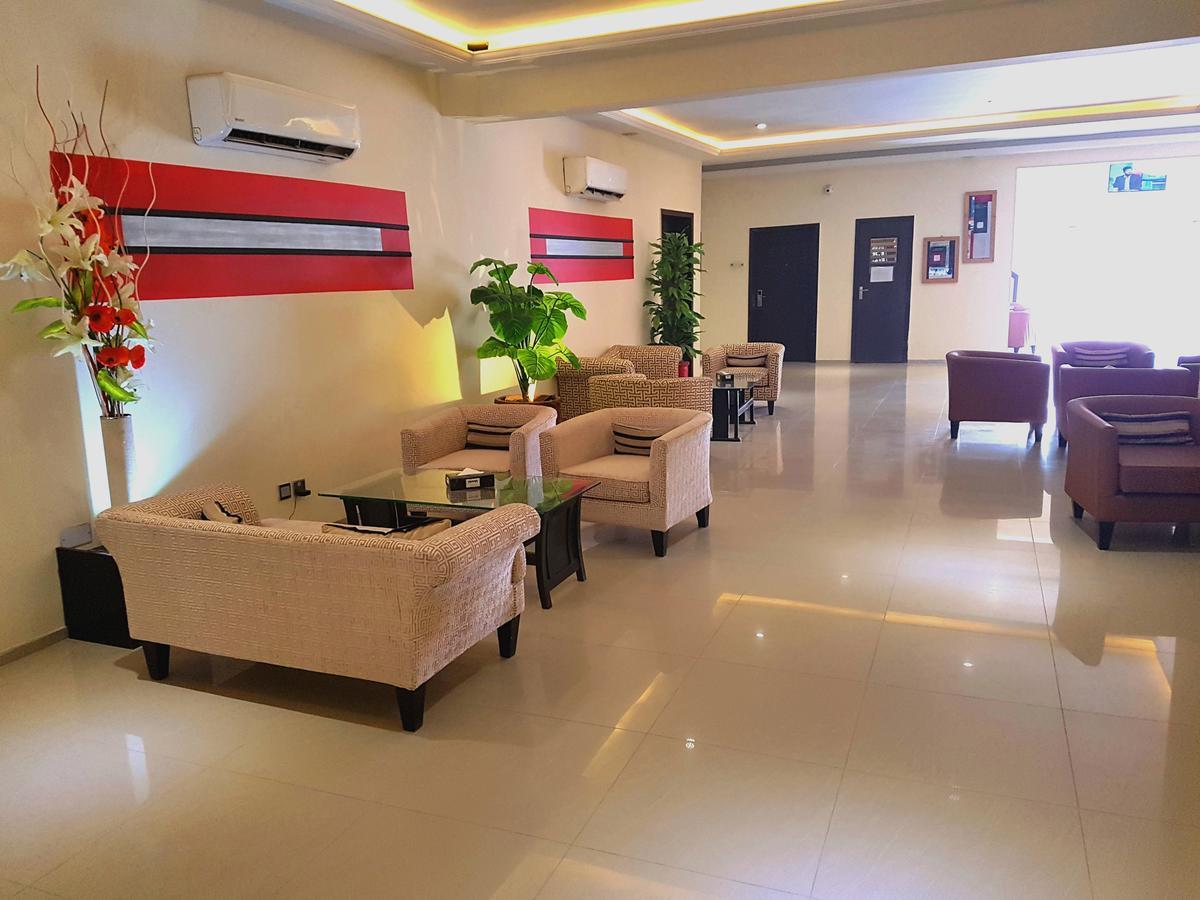 فندق Grand Enclave لاهور المظهر الخارجي الصورة